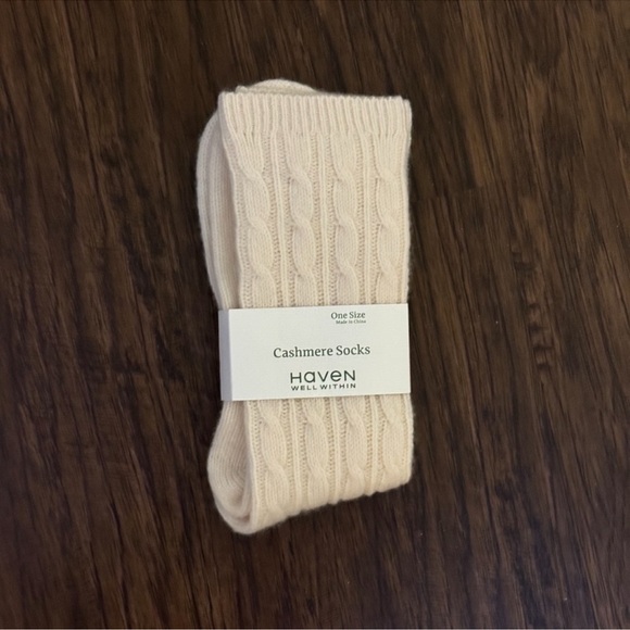 Talbots Cashmere blend cable knit socks - Picture 9 of 14